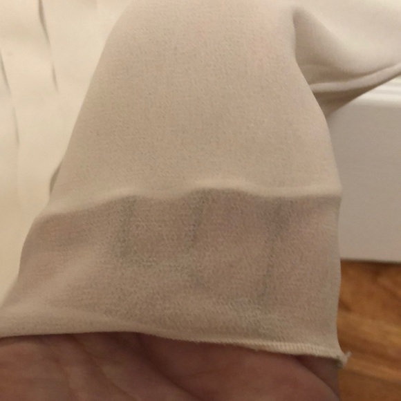 Express Blouse - Picture 6 of 6